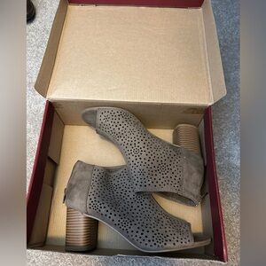 Brand New Dress Barn shoes